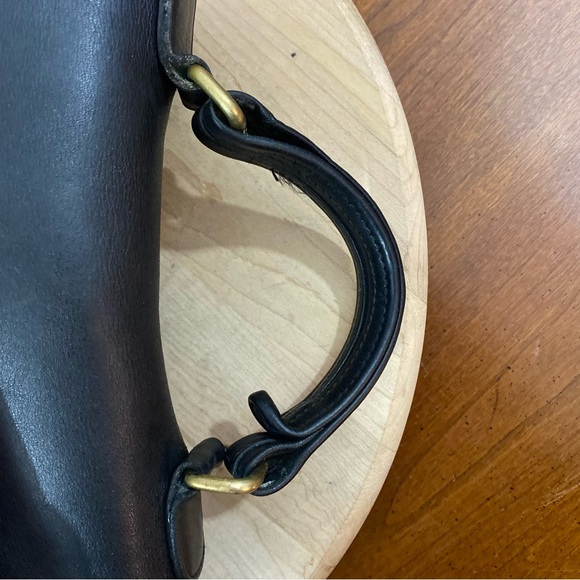 Vintage Coach Station Bag Black Leather Crossbody Satchel Purse 5130 No Strap - Picture 13 of 16